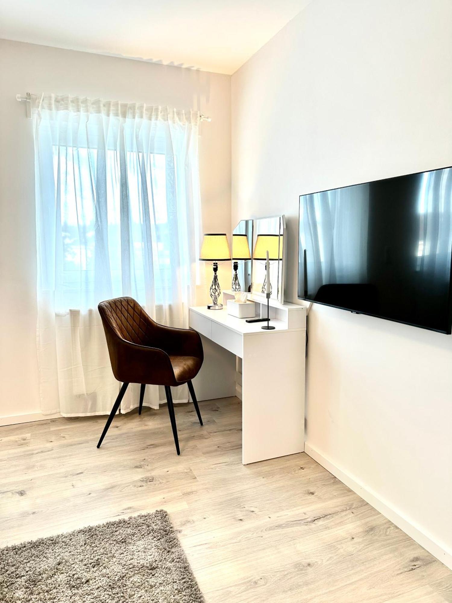 Mein Apartment, Forest View Mit Balkon Und Klima, Bis 10 Personen Apartment *